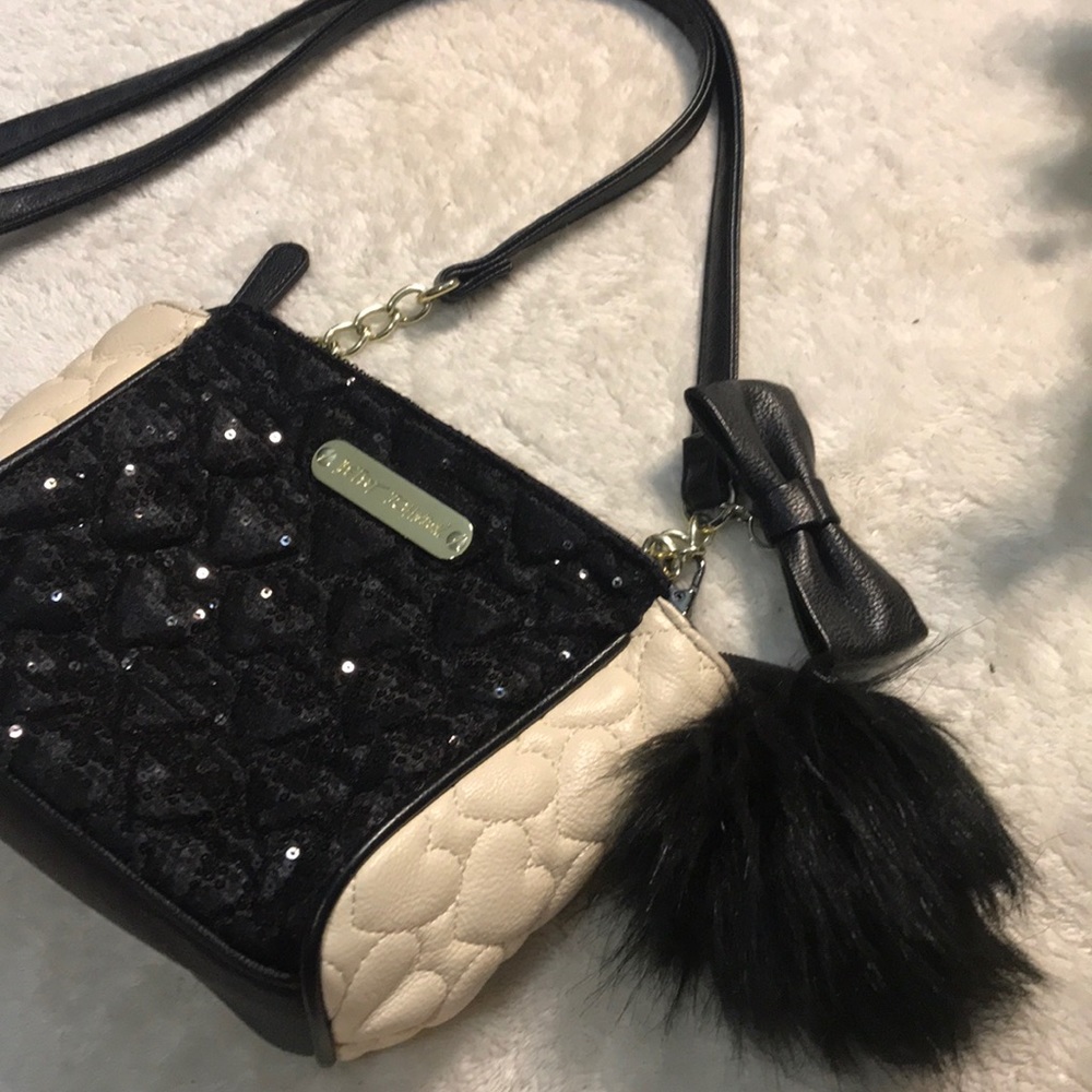 {Betsey Johnson} crossbody Purse - Picture 4 of 8